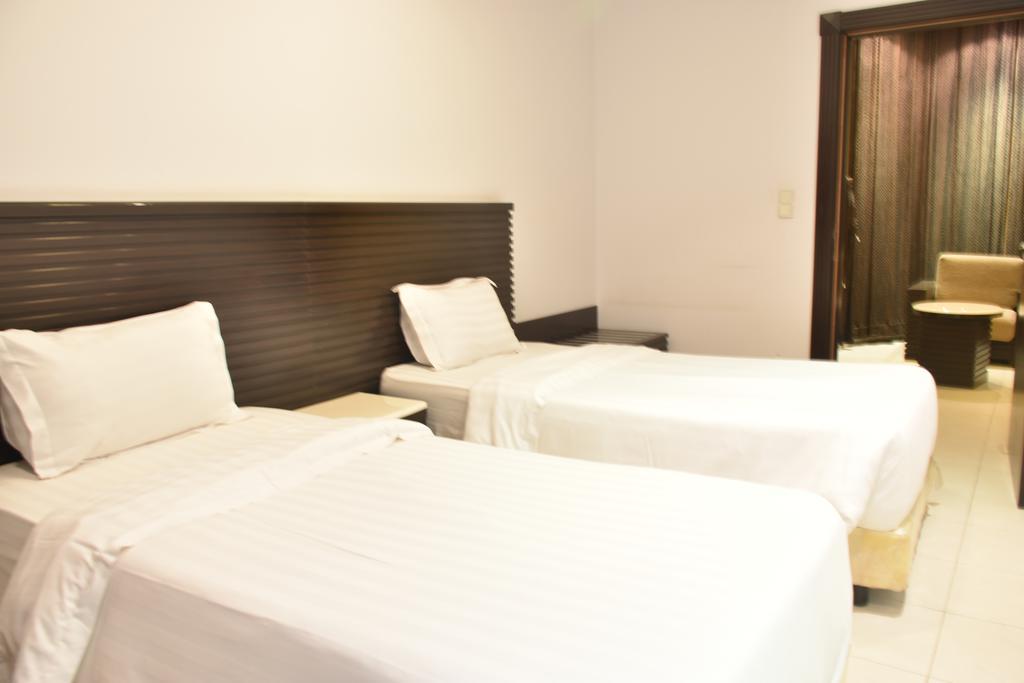 Al Tayyar Suites & Hotel Apartments - Riyadh Exterior photo